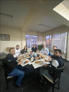 Birlik ve Paylaşmanın Sofrası: Denizcilik Kulübü İftar Buluşmasına Aşçılık Programından Anlamlı Destek  🌙🍽️