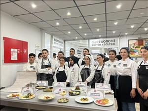 Anadolu’nun Mirası Soframda Üniversiteler Arası Yemek Yarışması’nda Gururlandıran Başarı